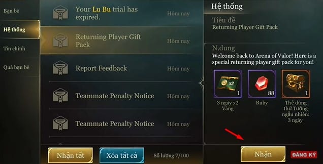 Tại mục Returning Player Gift Pack, nhấn vào nút Nhận