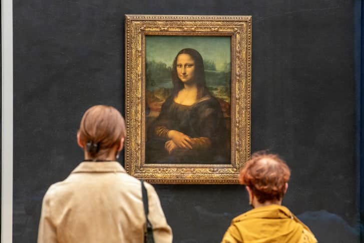 Hình ảnh chiêm ngưỡng nàng Mona Lisa